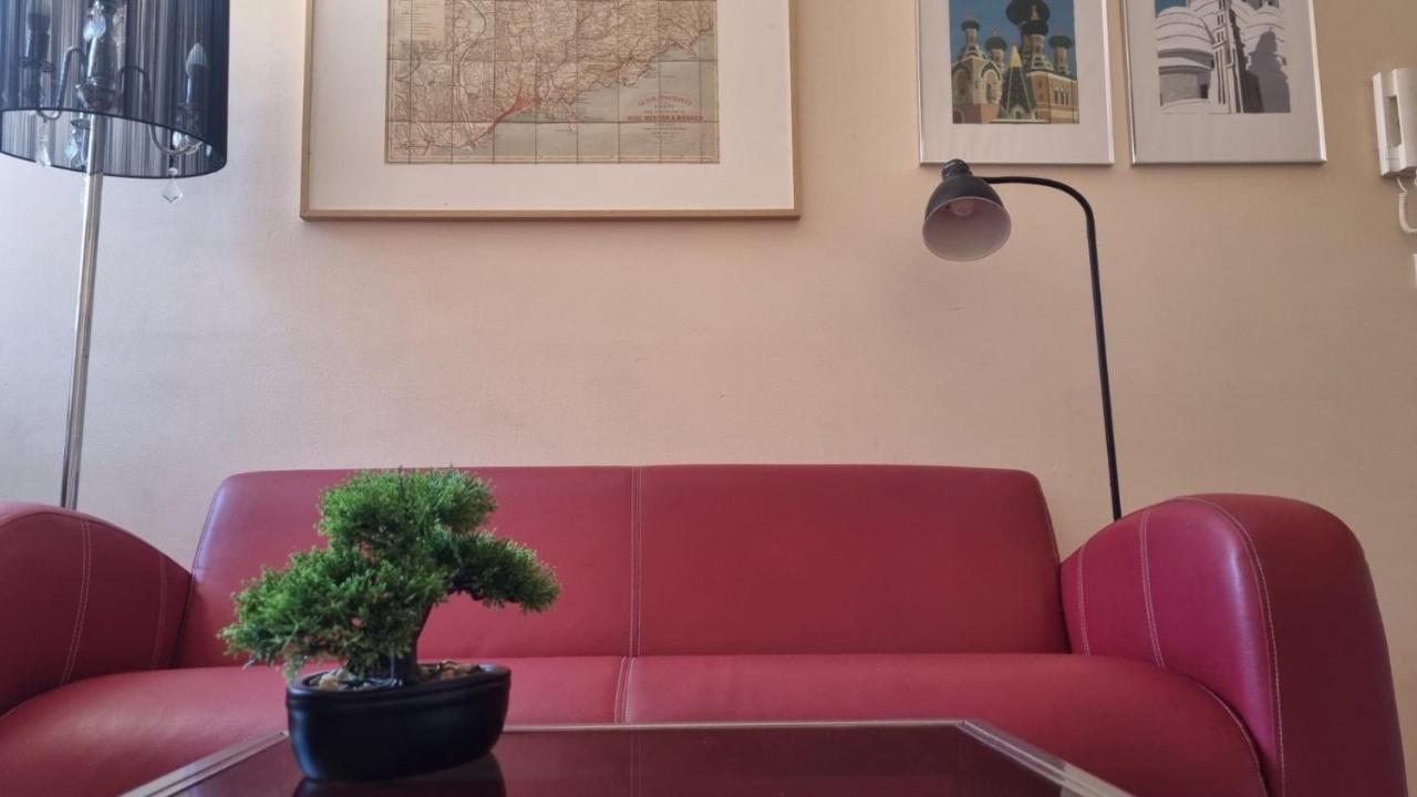 Appartement En Plein Coeur De Vieille Ницца Экстерьер фото